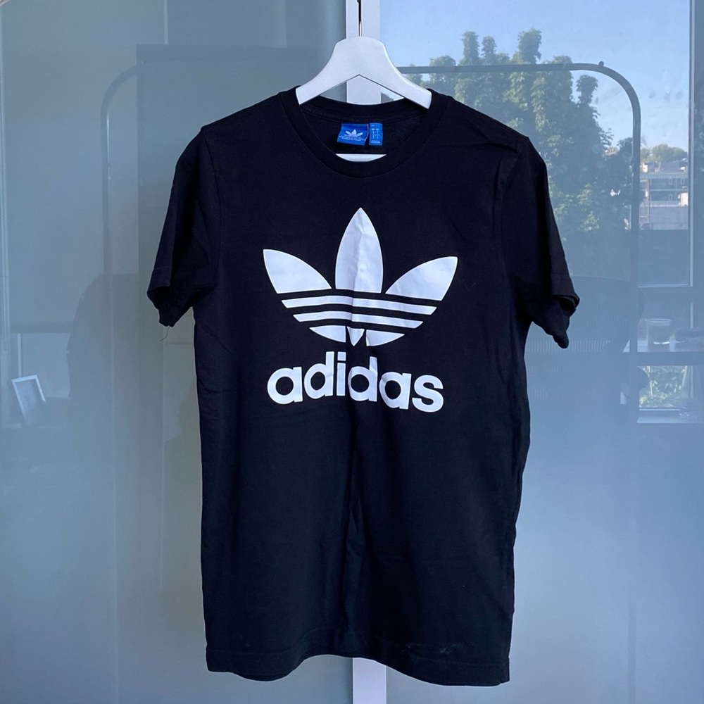 Adidas T-Shirt